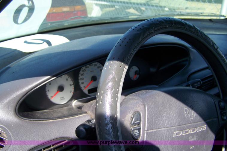 image for item 7283 2000 Dodge Stratus SE