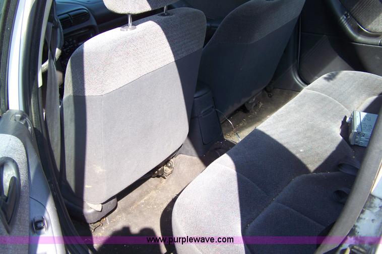 image for item 7283 2000 Dodge Stratus SE