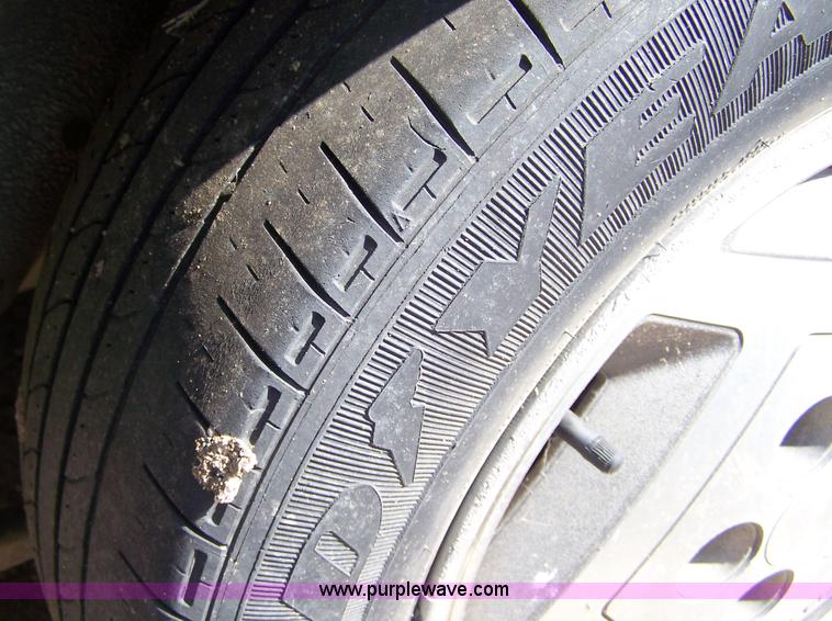 image for item 7285 1990 Pontiac Grand Prix LE