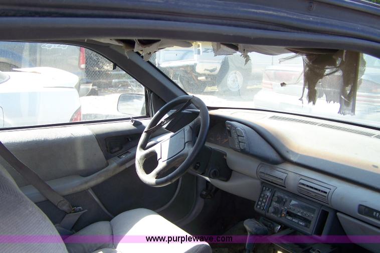 image for item 7285 1990 Pontiac Grand Prix LE