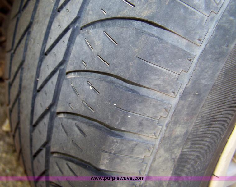 image for item 7286 1990 Nissan Maxima