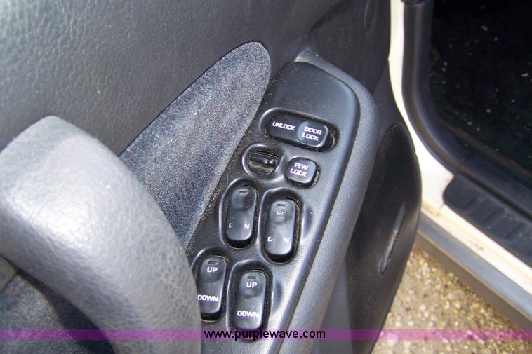 image for item 7286 1990 Nissan Maxima