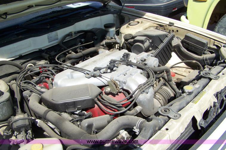image for item 7286 1990 Nissan Maxima