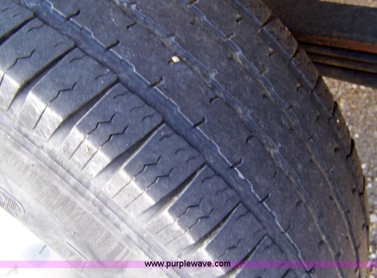 image for item 7287 2006 Ford F250 XLT Super Duty extended cap pickup truck