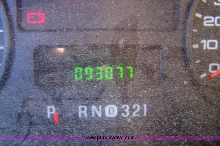 image for item 7287 2006 Ford F250 XLT Super Duty extended cap pickup truck