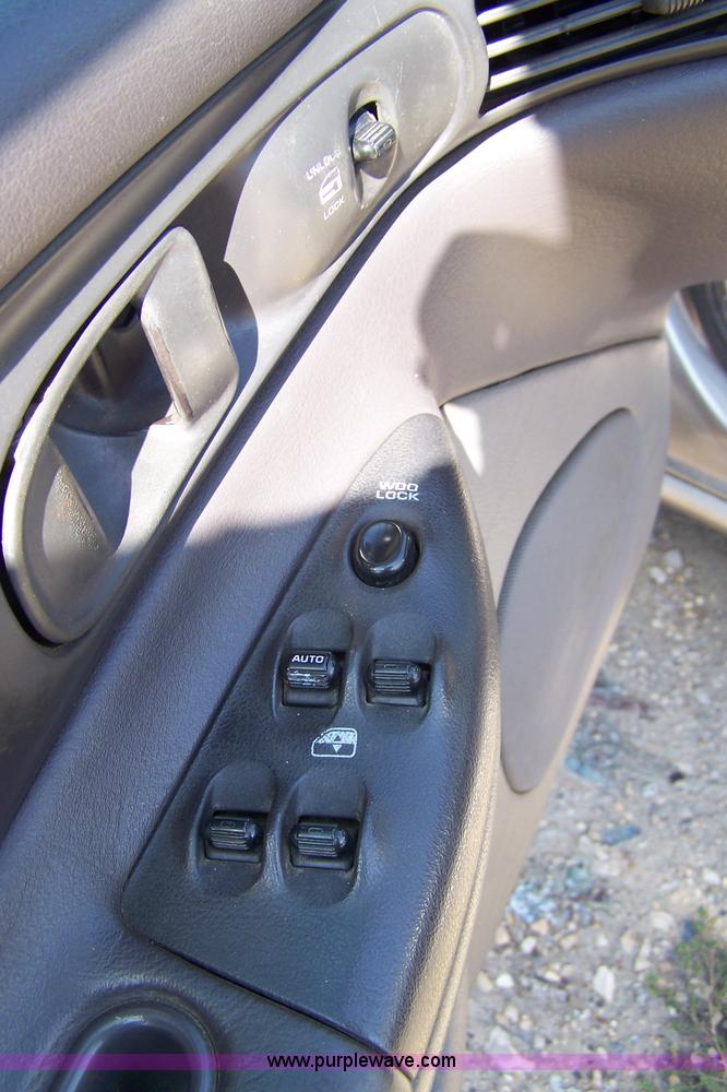 image for item 7288 1997 Dodge Intrepid