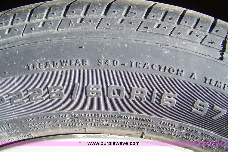 image for item 7288 1997 Dodge Intrepid