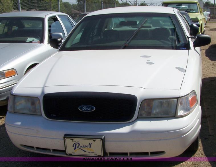 image for item 7289 2001 Ford Crown Victoria Police Interceptor