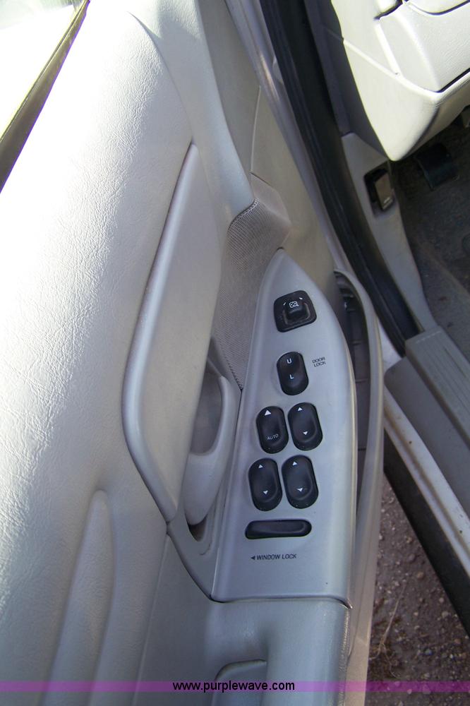 image for item 7289 2001 Ford Crown Victoria Police Interceptor