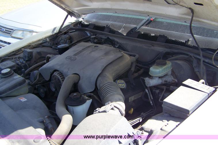 image for item 7289 2001 Ford Crown Victoria Police Interceptor