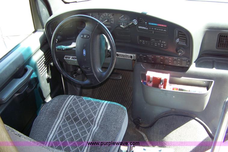 image for item 7292 1995 Ford E350 transit bus