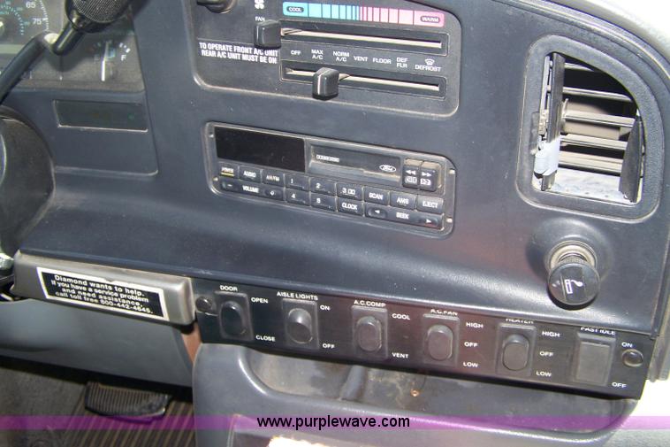 image for item 7292 1995 Ford E350 transit bus