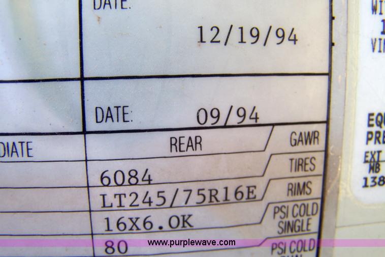 image for item 7292 1995 Ford E350 transit bus