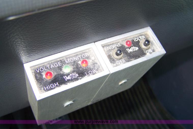 image for item 7292 1995 Ford E350 transit bus