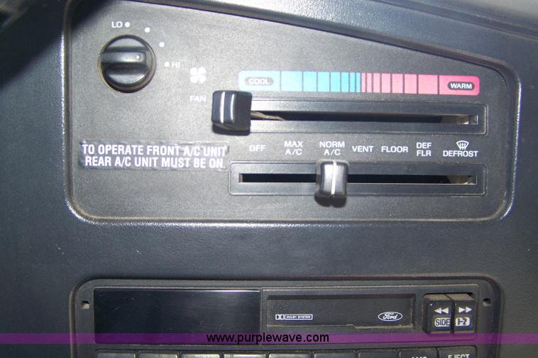 image for item 7292 1995 Ford E350 transit bus