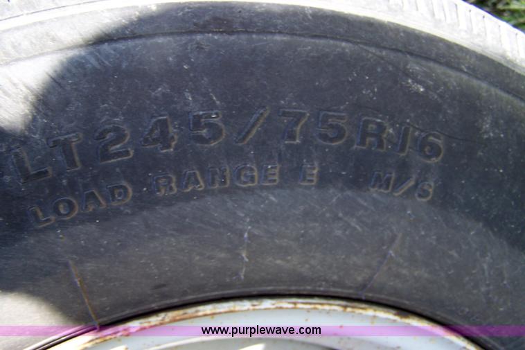 image for item 7292 1995 Ford E350 transit bus