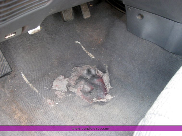 image for item 9210 1994 Dodge Colt