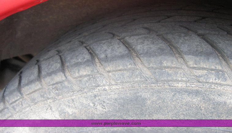 image for item 9210 1994 Dodge Colt