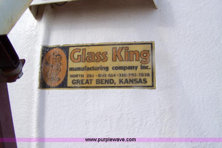 image for item 9283 1963 Ford F600 water truck