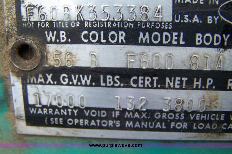 image for item 9283 1963 Ford F600 water truck