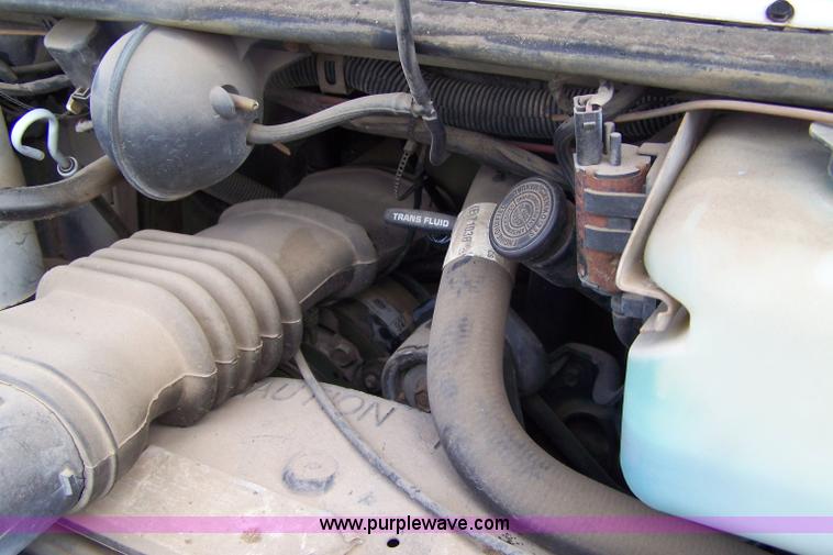 image for item 9286 1987 Chevrolet G30 van