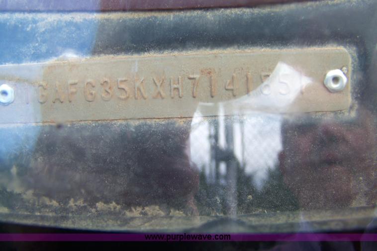 image for item 9286 1987 Chevrolet G30 van