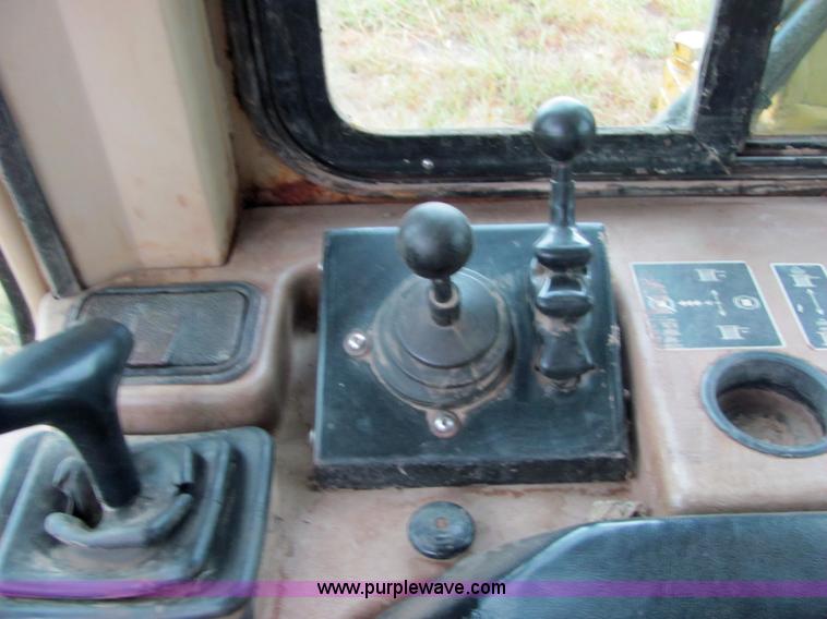 image for item 4840 1998 Caterpillar D6M LGP dozer