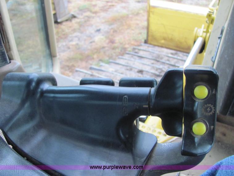 image for item 4840 1998 Caterpillar D6M LGP dozer
