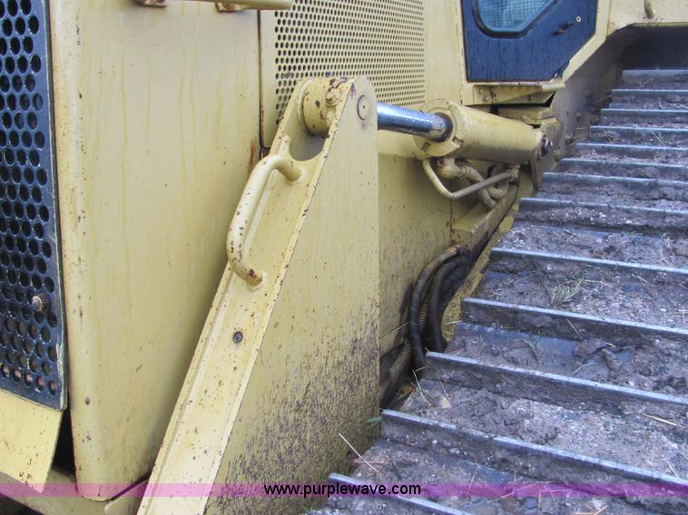 image for item 4840 1998 Caterpillar D6M LGP dozer