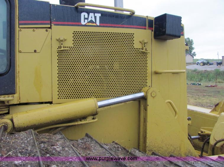 image for item 4840 1998 Caterpillar D6M LGP dozer