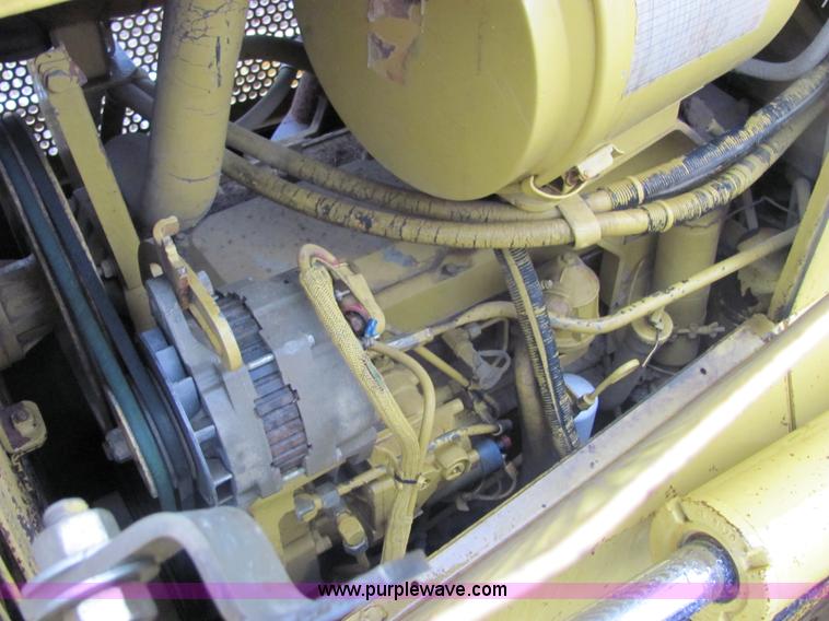 image for item 4840 1998 Caterpillar D6M LGP dozer
