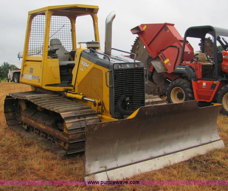 image for item 4842 2002 John Deere 450H LGP dozer
