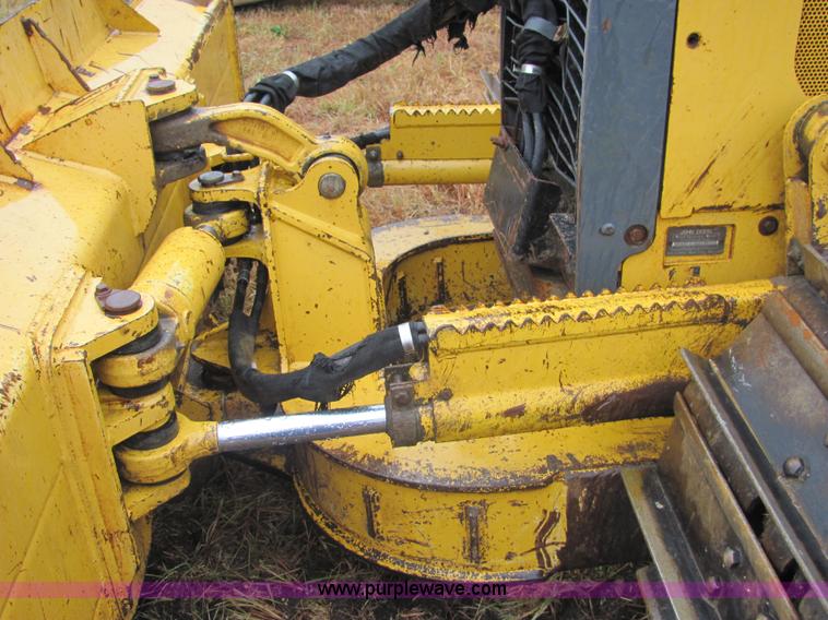 image for item 4842 2002 John Deere 450H LGP dozer