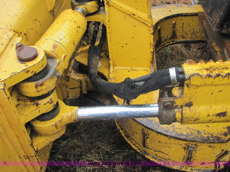 image for item 4842 2002 John Deere 450H LGP dozer