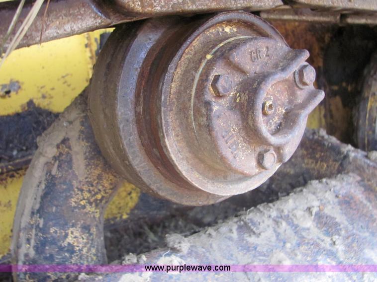 image for item 4842 2002 John Deere 450H LGP dozer