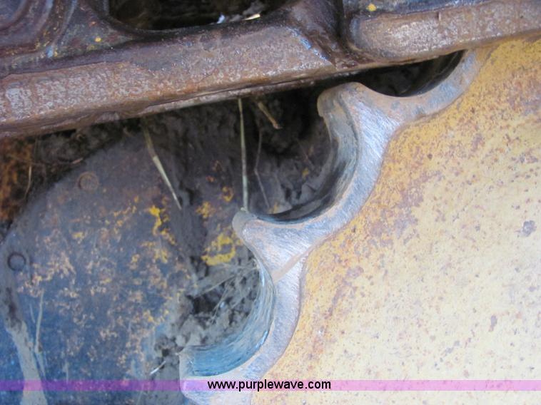 image for item 4842 2002 John Deere 450H LGP dozer