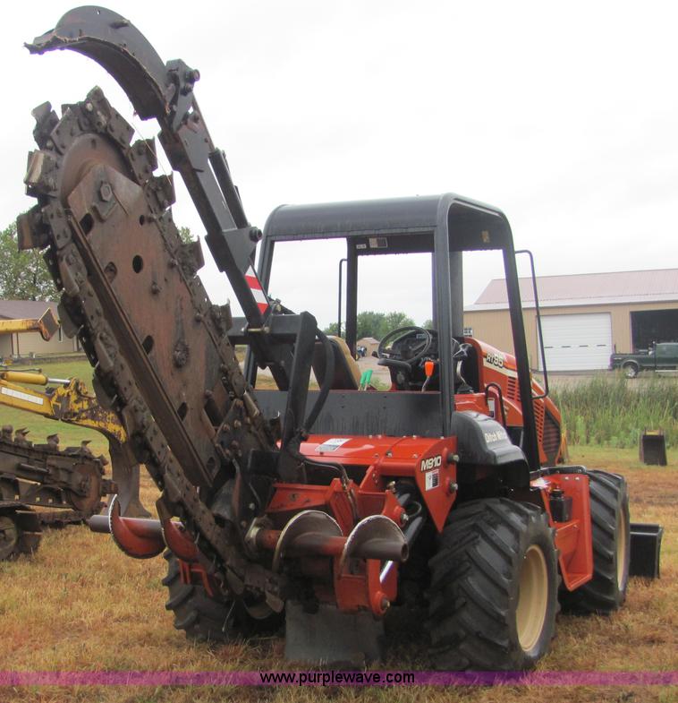 image for item 4844 2008 Ditch Witch RT95 trencher