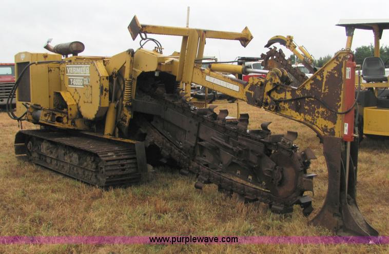 image for item 4845 1981 Vermeer T600D track trencher