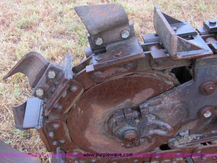 image for item 4845 1981 Vermeer T600D track trencher