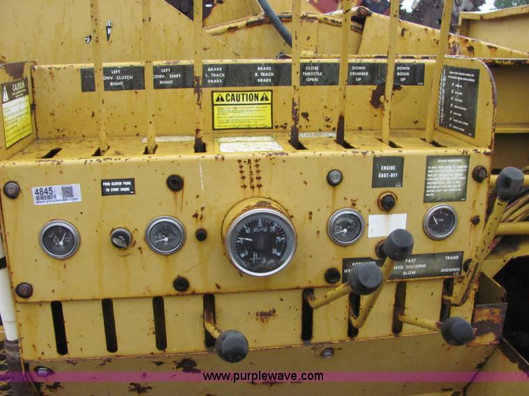 image for item 4845 1981 Vermeer T600D track trencher