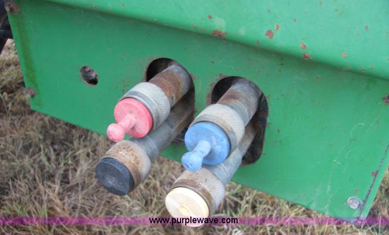 image for item 4847 1979 John Deere 4040 tractor