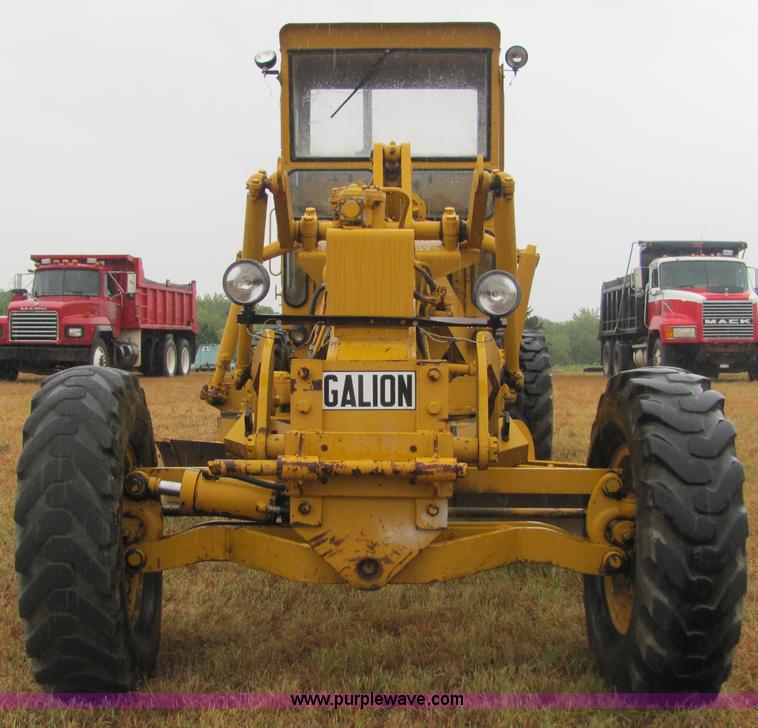 image for item 4848 1970 Galion 104C motor grader