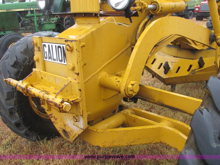 image for item 4848 1970 Galion 104C motor grader