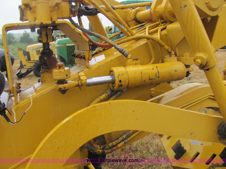 image for item 4848 1970 Galion 104C motor grader