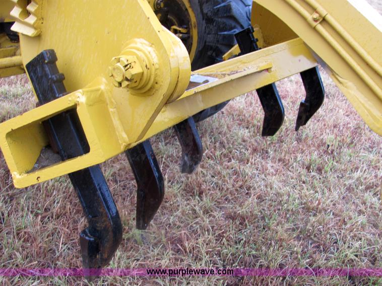 image for item 4848 1970 Galion 104C motor grader