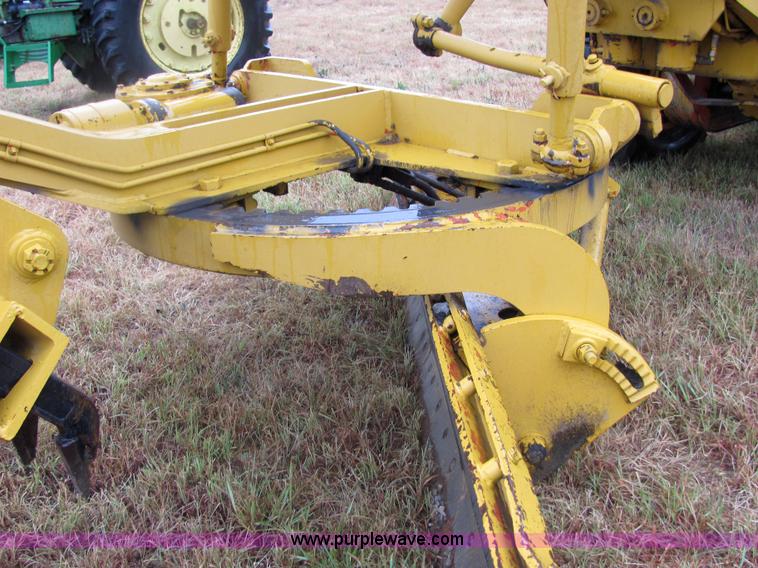 image for item 4848 1970 Galion 104C motor grader