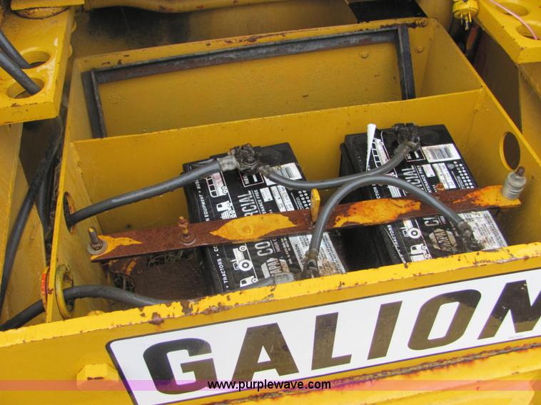image for item 4848 1970 Galion 104C motor grader