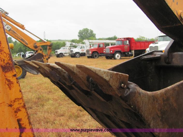 image for item 4850 1999 Case 580 Super L II backhoe