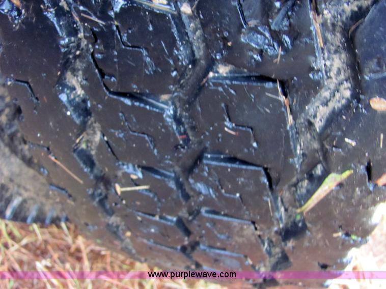 image for item 4852 2000 Kenworth T600 semi truck