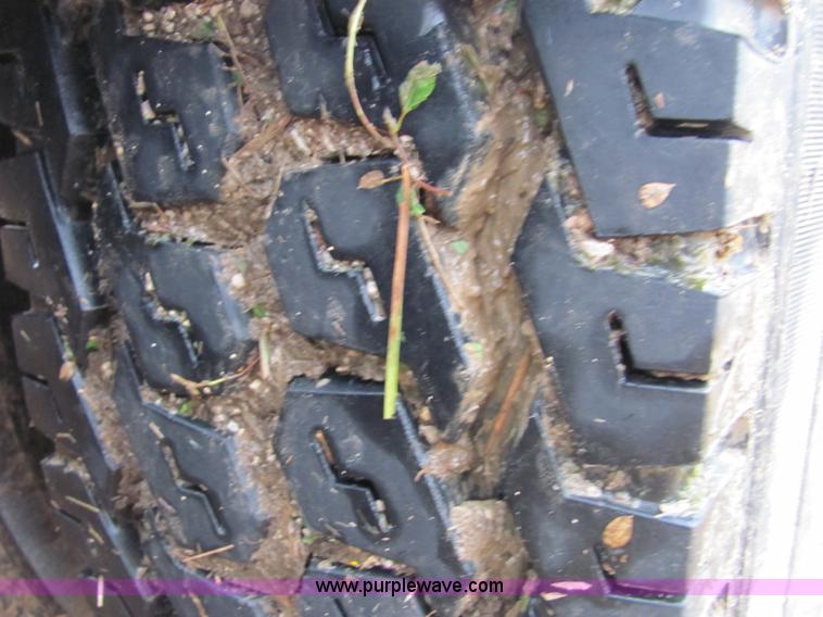 image for item 4854 1989 Peterbilt Conventional 379 semi truck